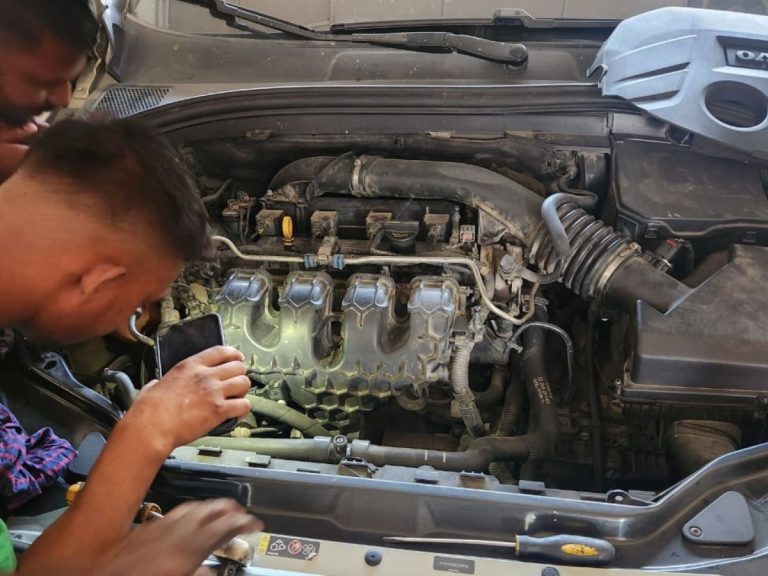 Car repair service in Dubai